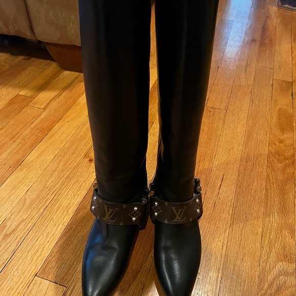 LOUIS VUITTON TALL RIDING BOOTS RHAPSODY LOGO - Picture 9 of 16